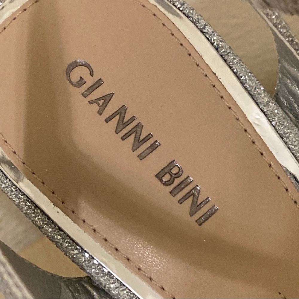 Gianni Bini Silver Sparkle Women's Heels - Picture 7 of 9